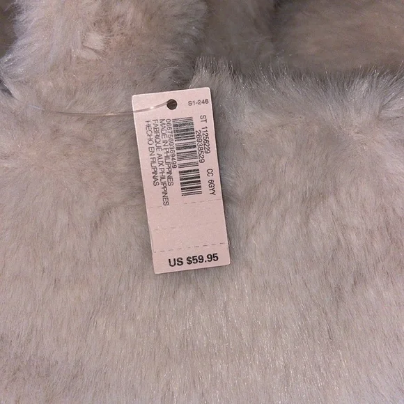 NWT Victoria’s Secret White Faux Fur Tote Bag. - Picture 8 of 9